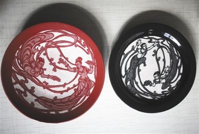 茅子芳的刻瓷作品《飛天》。